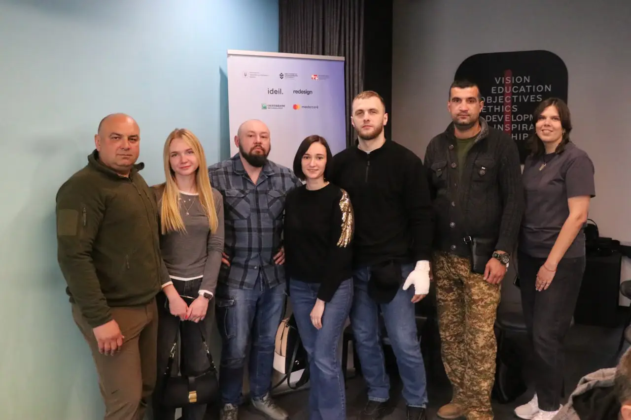 Зображення для новини Презентація книги військового психолога Костянтина Ульянова «Броньований розум»