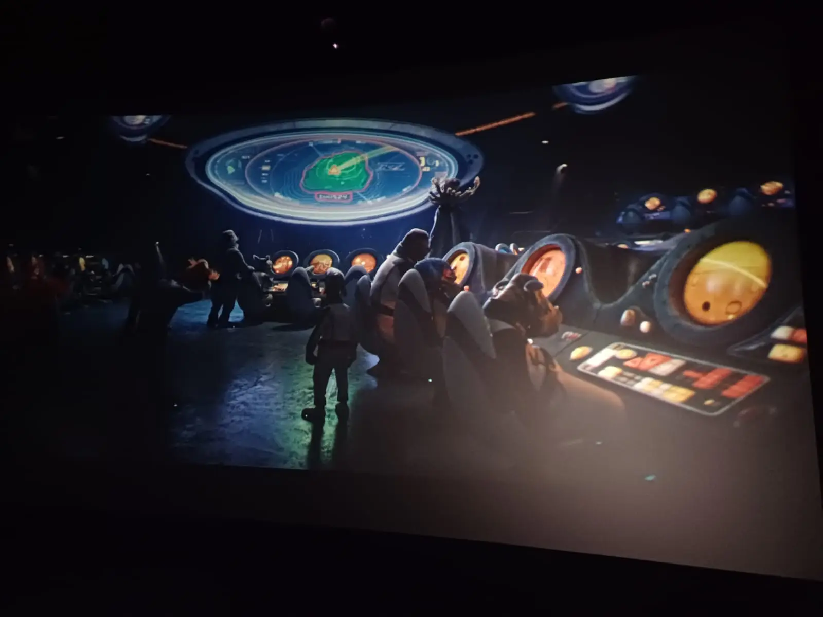 Зображення для новини Організовано відвідування кінотеатру Апполо кіно, для членів сімей військовослужбовців