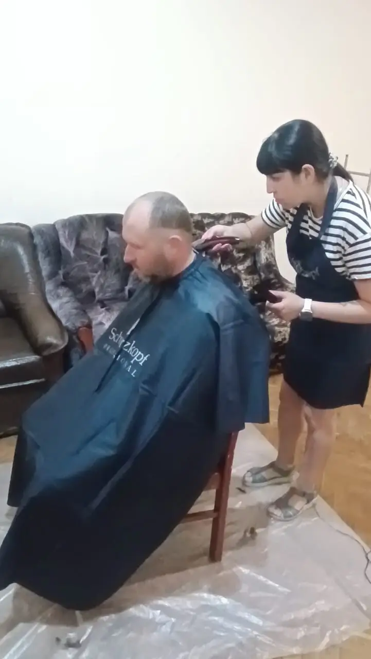 Зображення для новини Запрошено перукаря, для поранених військовослужбовців