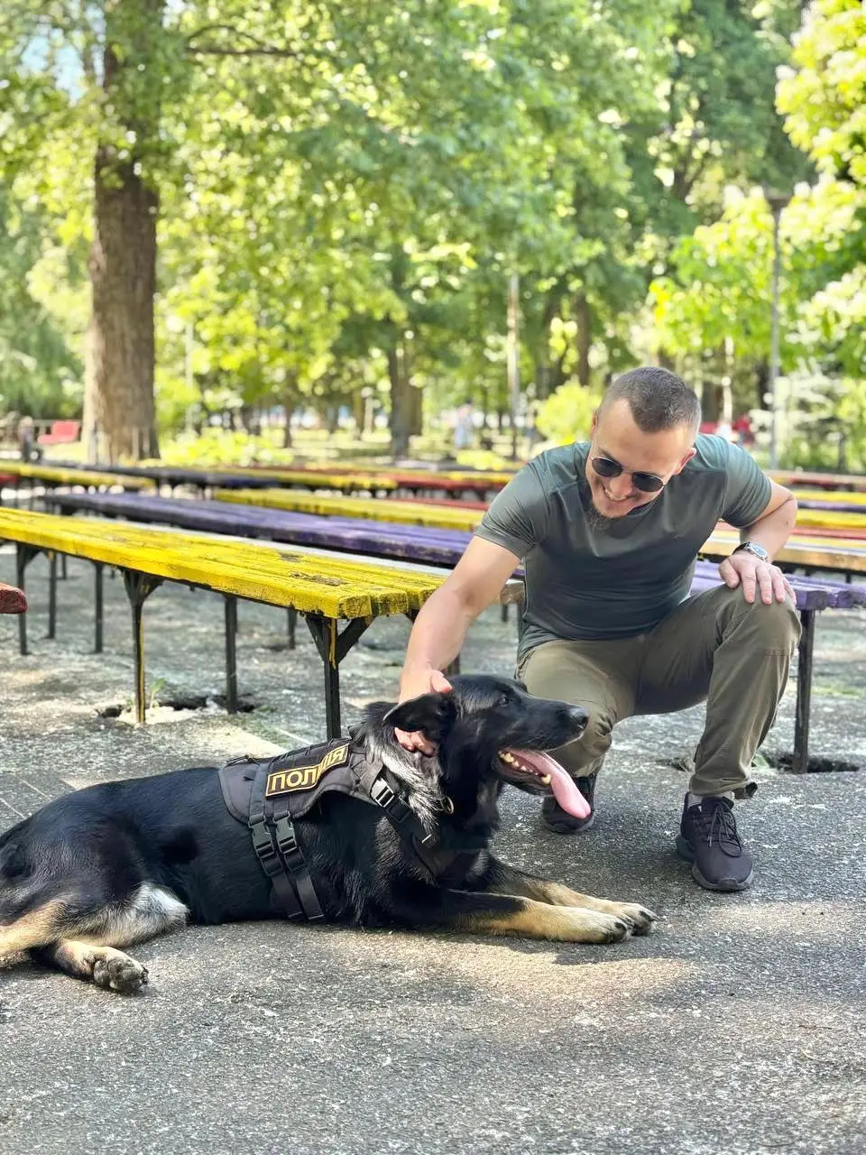 Зображення для новини Зустріч, яка надихає: поранені військовослужбовці та поліцейські зустрілися з кінологами та їхніми чотирилапими напарниками