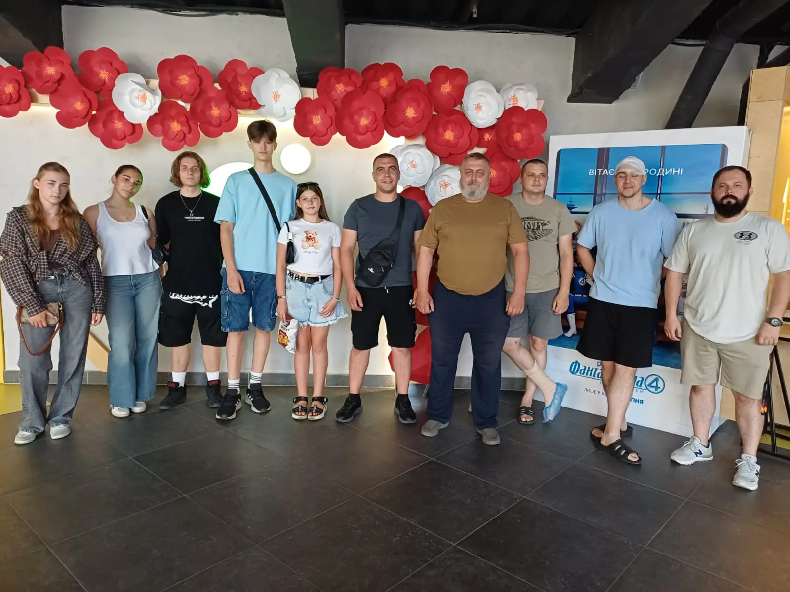 Зображення для новини Перегляд фільму “Парк Юрського періоду” для поранених військовослужбовців, ветеранів та членів їх сімей.