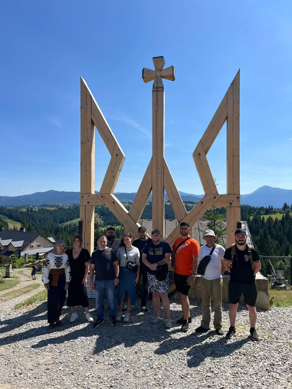 Зображення для новини Поїздка на "Полонину Перці" для наших військовослужбовців