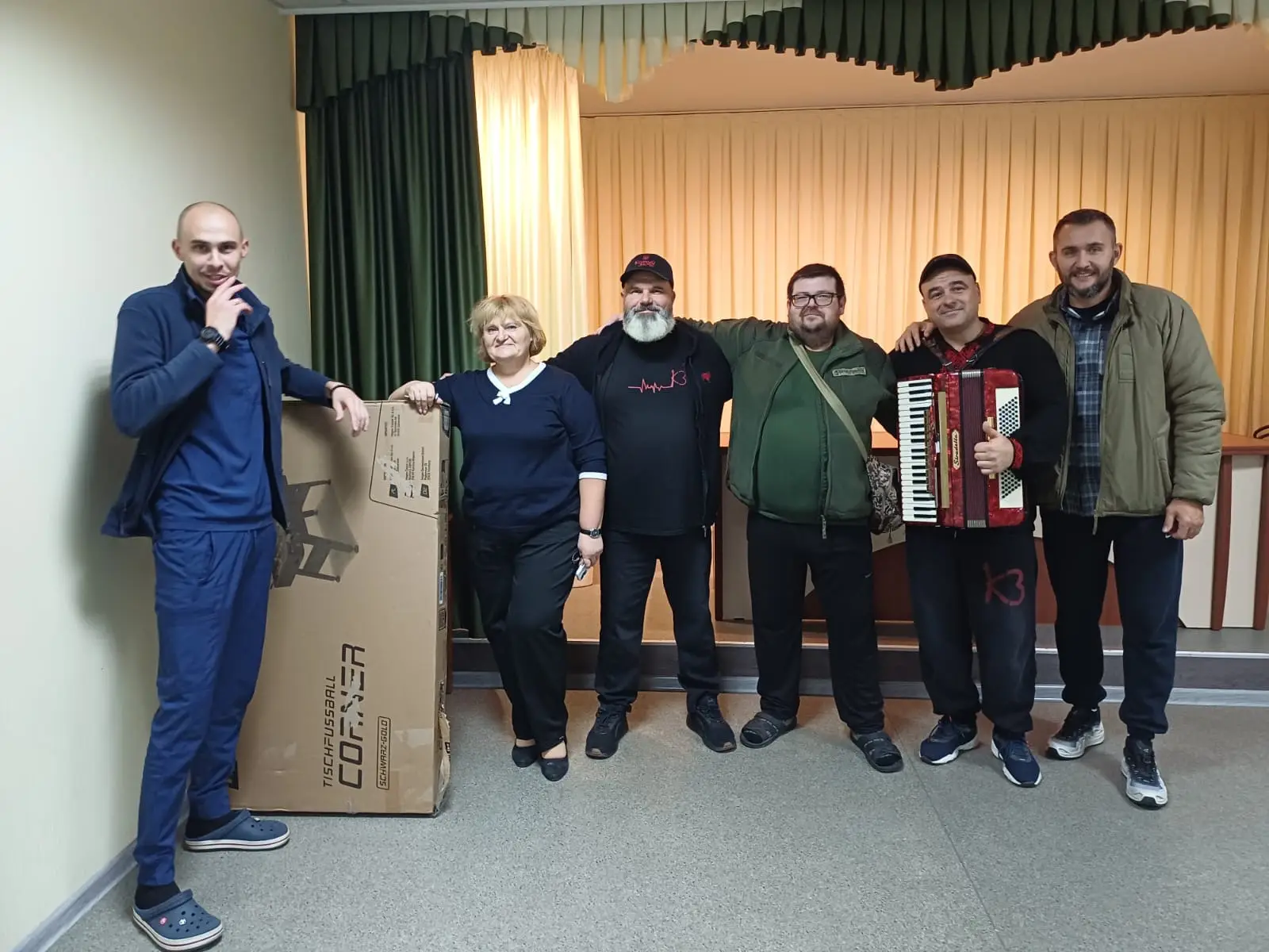 Зображення для новини Концерт та подарунок від гурту «Крутий заміс» для військовослужбовців