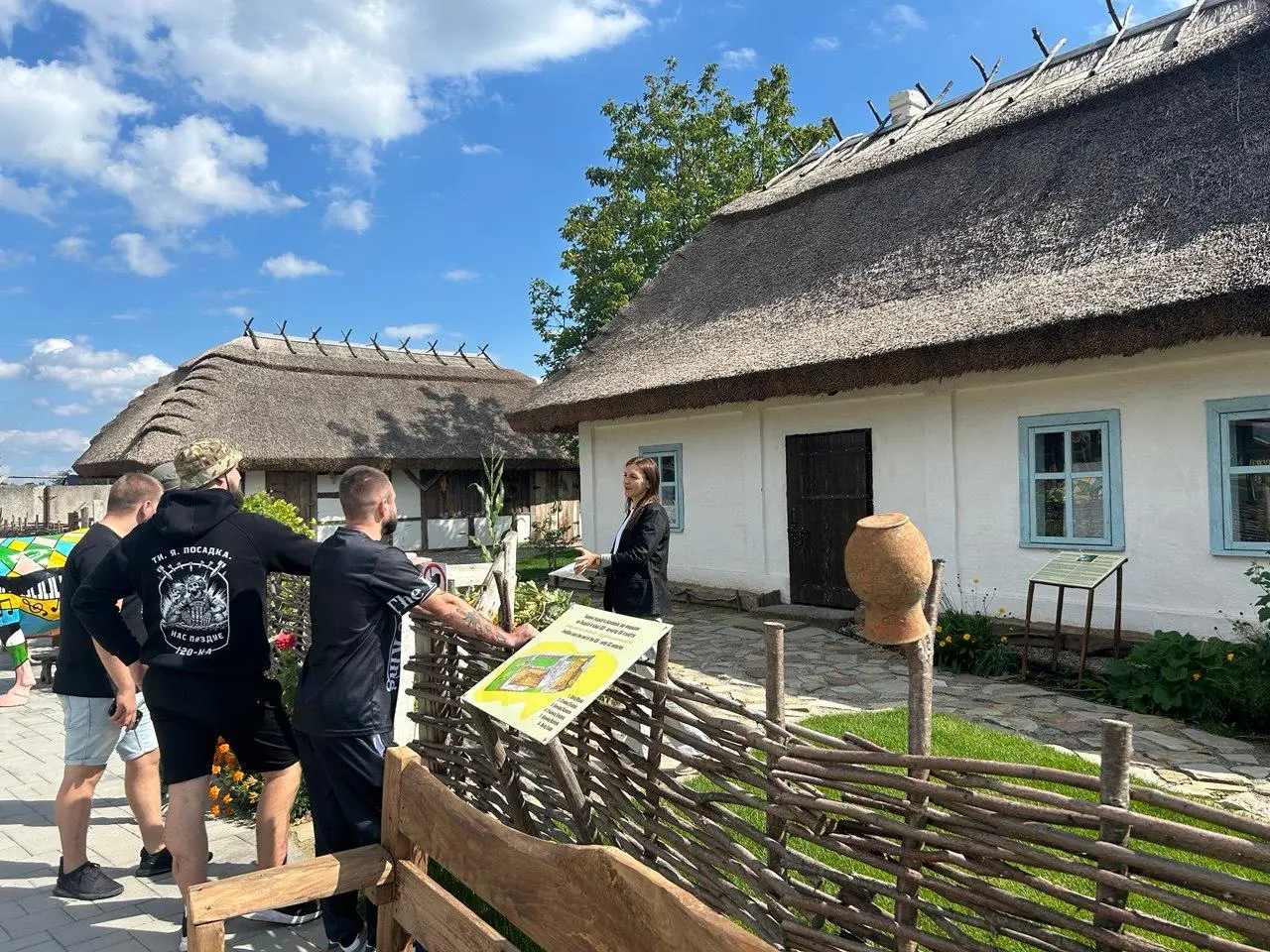 Зображення для новини Поранені військовослужбовці та поліцейські відвідали “Агроленд — живий музей українського села”