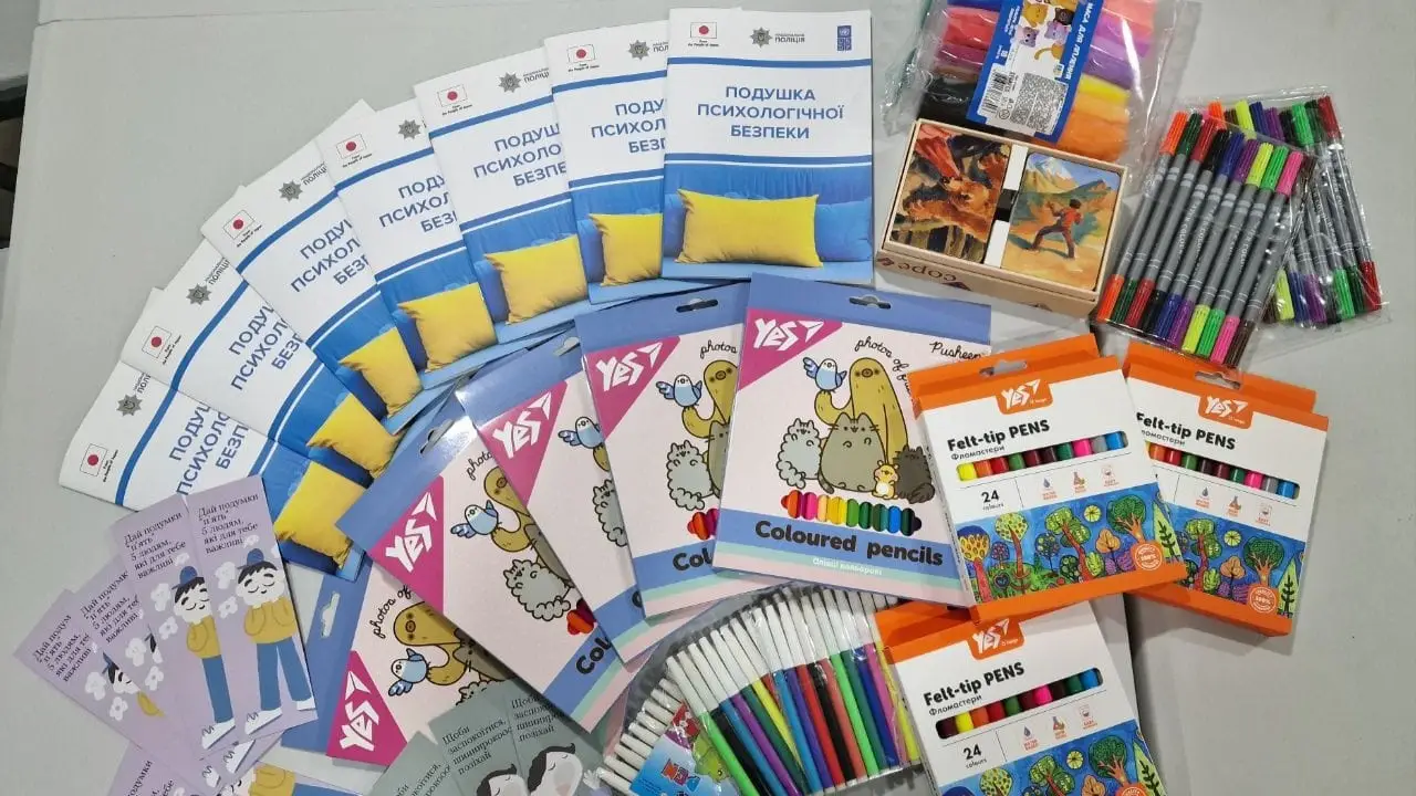 Зображення для новини Арт - терапія з психологами ГУНП