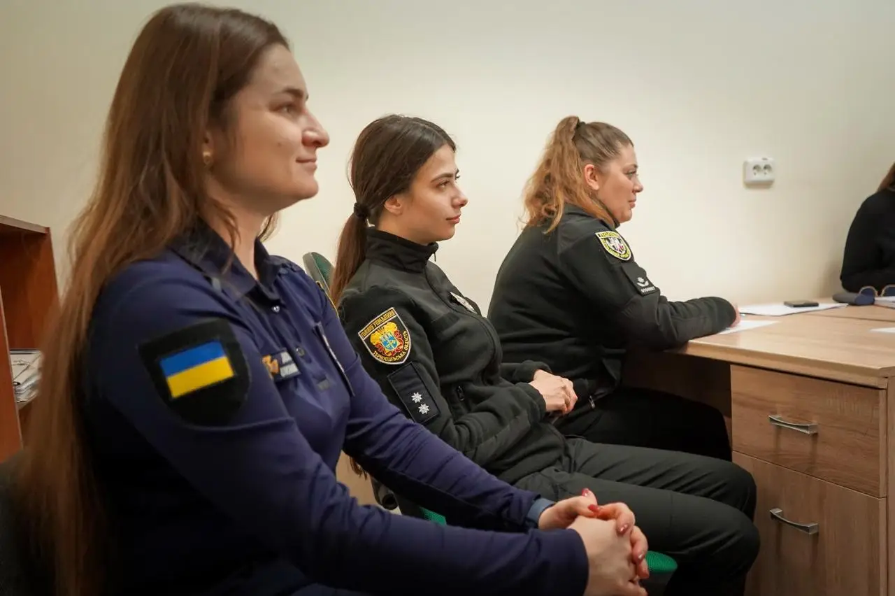 Зображення для новини Підтримка ветеранів у мирному житті: міжвідомча робоча зустріч соціальних працівників та психологів