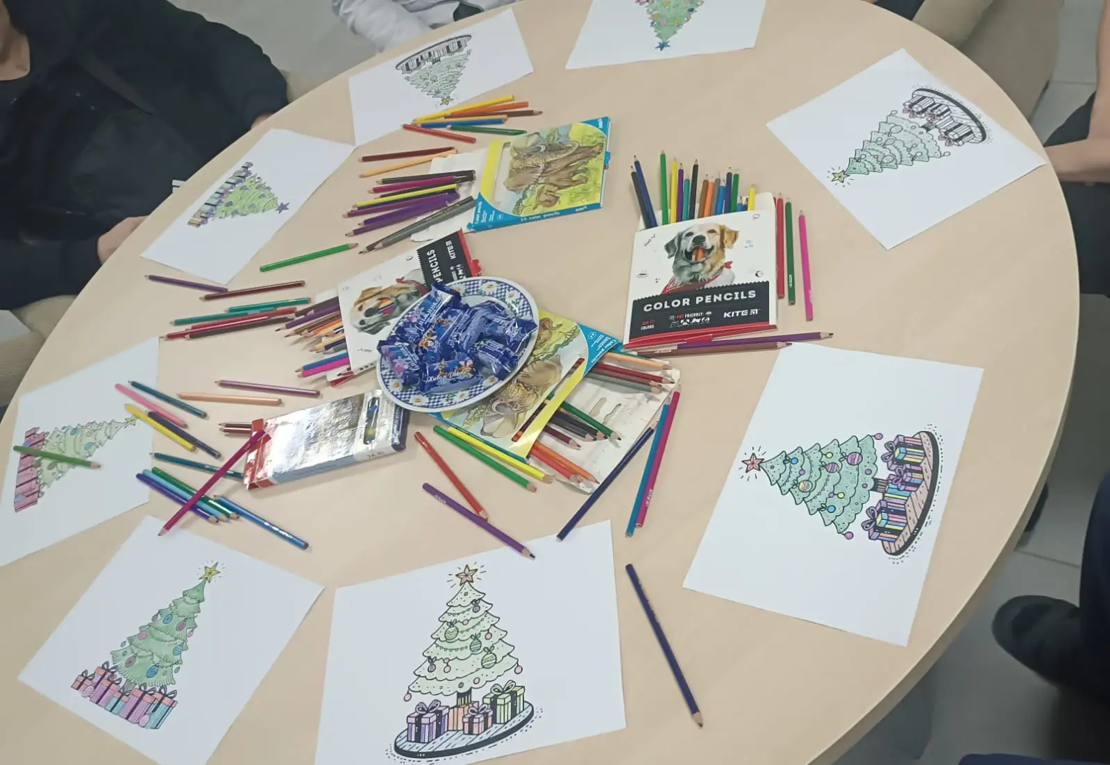 Зображення для новини «Різдвяна арттерапія: віра в диво та сила відновлення»