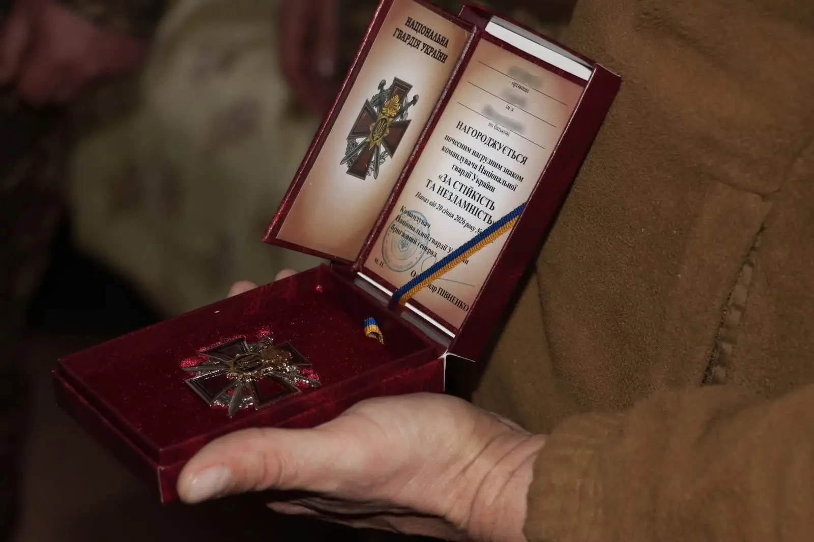 Зображення для новини Заступник командувача НГУ бригадний генерал Валентин Острижний відвідав військовослужбовців, які проходять лікування та реабілітацію після поранень.