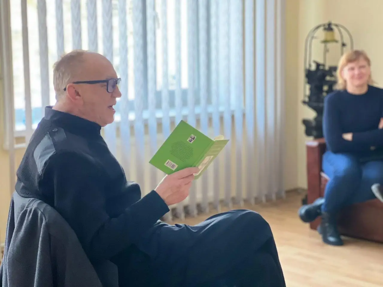 Зображення для новини ПОЕЗІЯ ЯК ПІДТРИМКА