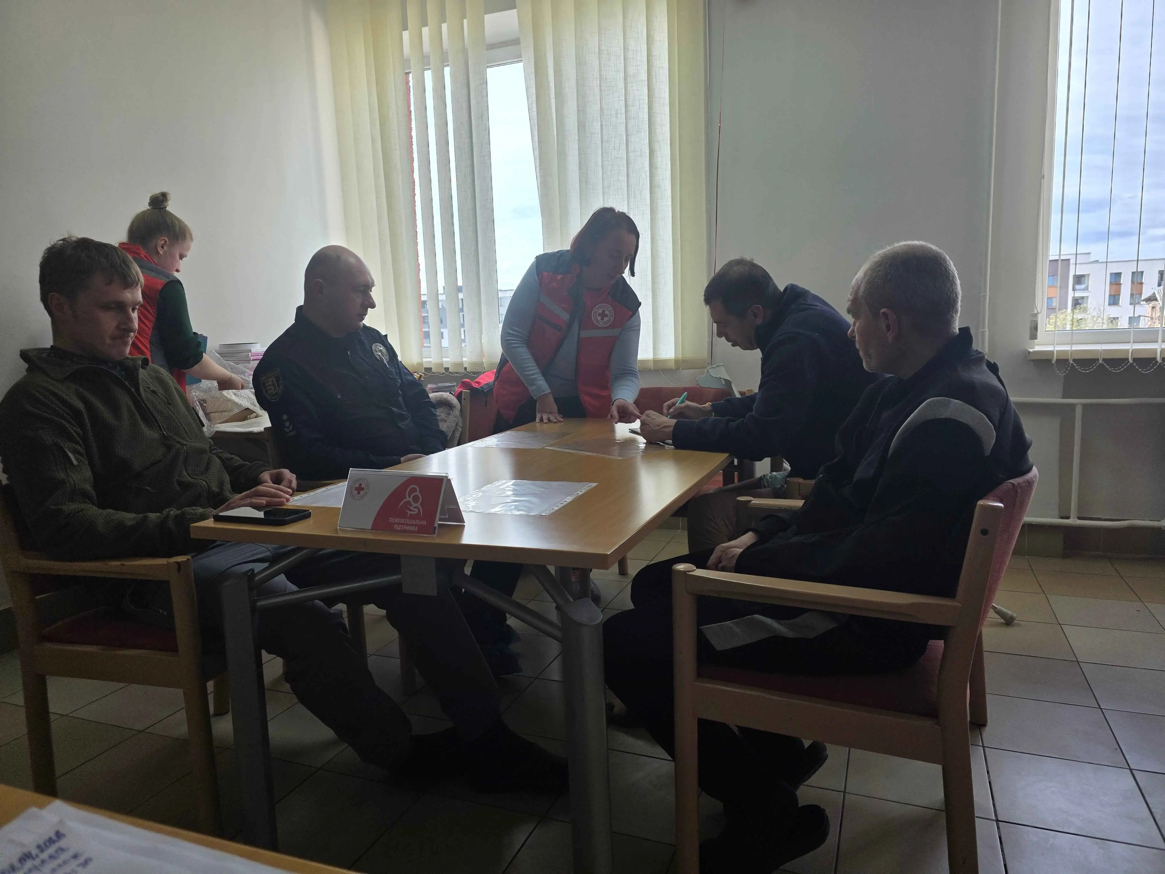 Зображення для новини Барви життя: творчість у реабілітації захисників