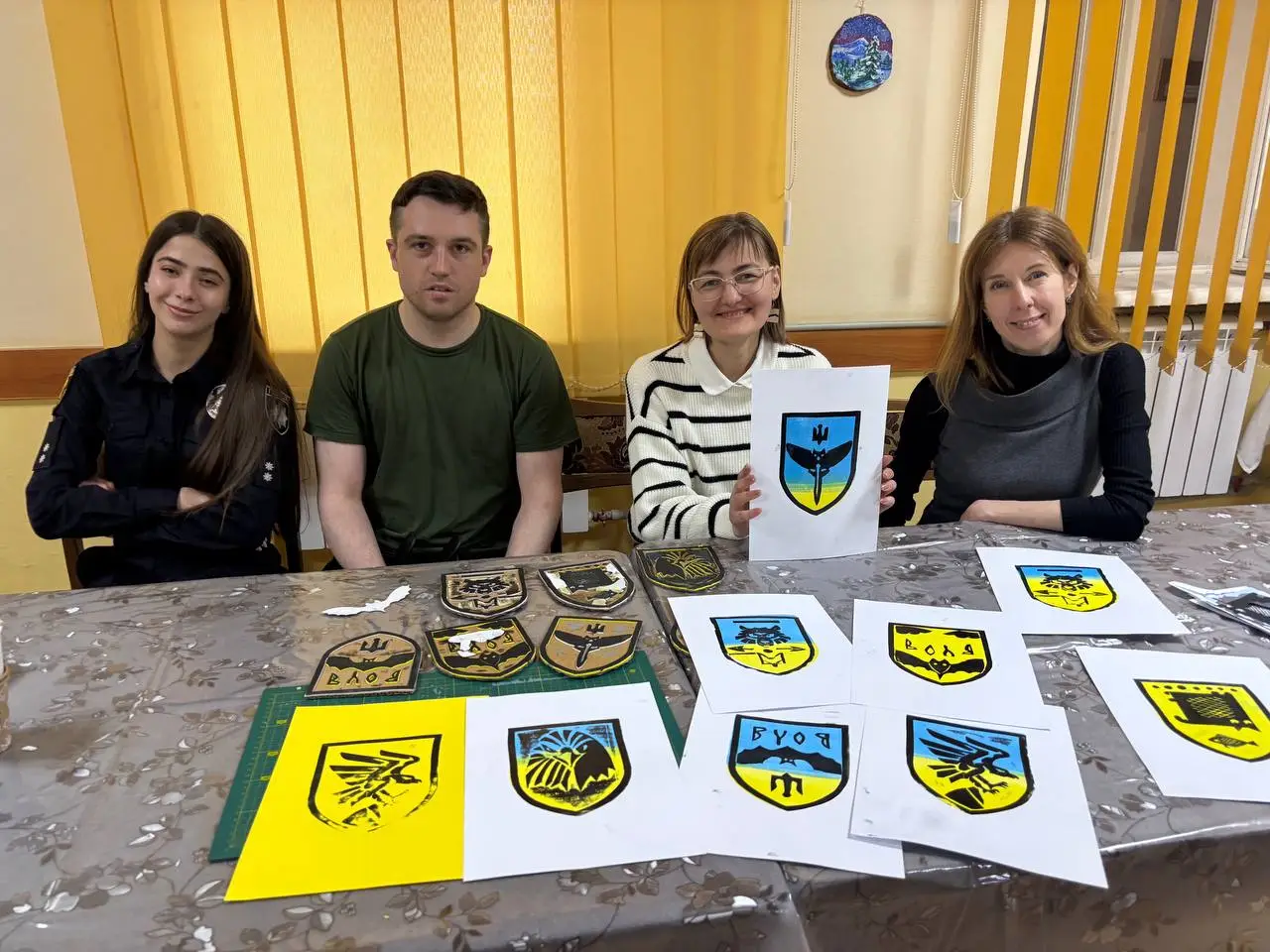 Зображення для новини Творчість, що відновлює: поранені військові долучилися до арт-заняття