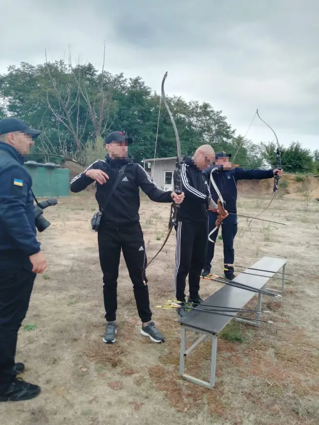 Зображення для новини Адаптивний спорт як шлях до відновлення: як військовослужбовці опановують стрільбу з лука під час лікування