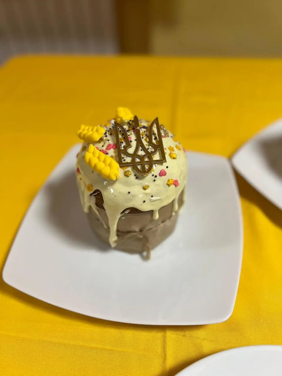 Зображення для новини Тепло сердець і аромат Паски: майстер-клас для поранених військовослужбовців від Вікторії Rio Grandey