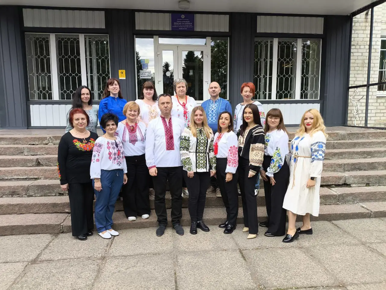 Зображення для новини Всесвітній день вишиванки