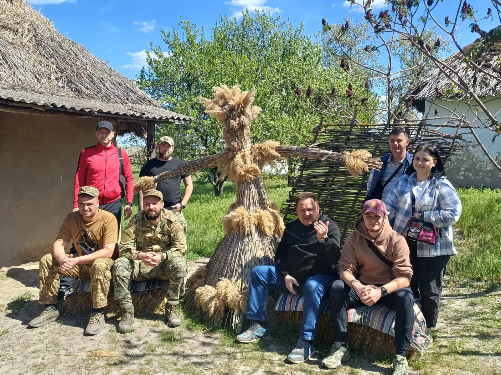 Зображення для новини Виїзна екскурсія до Етно-хутору "Козацька Січ" для поранених, які проходять лікування в ДУ "Східне ТМО МВС"